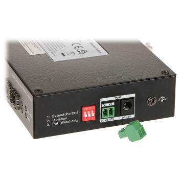 SWITCH POE DS-3T0506HP-E/HS 4-PORTOWY SFP Hikvision