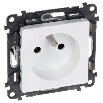 GNIAZDO POJEDYNCZE LE-753184 Valena Life 230 V 16 A LEGRAND